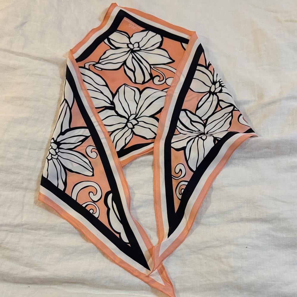 Brooks Brothers floral silk triangle scarf 45x28x28"